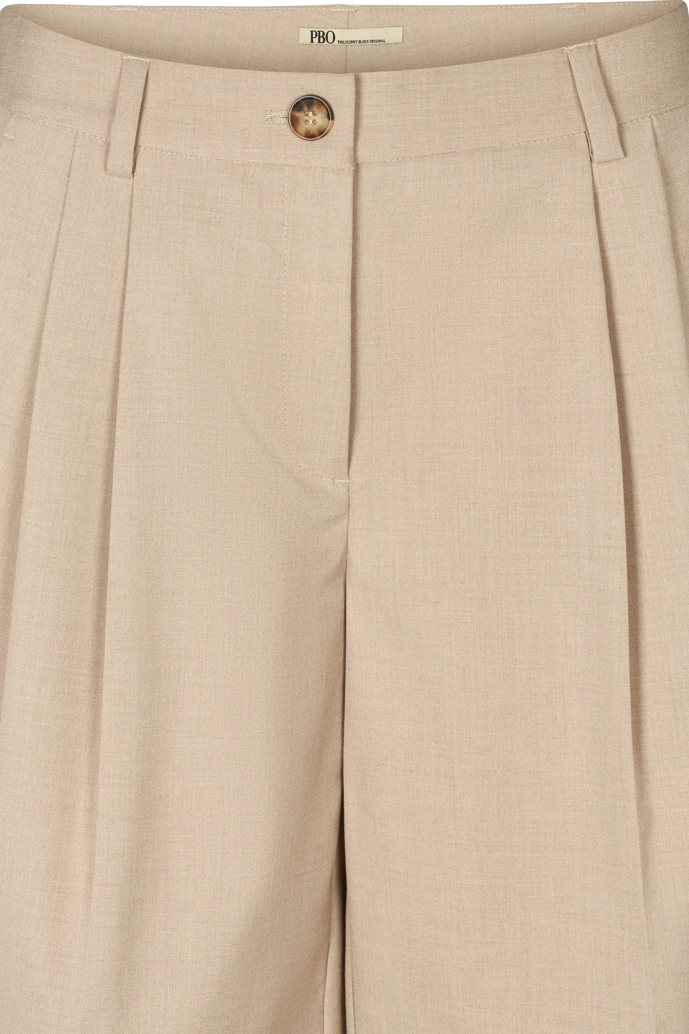 2230PBOKyra shorts - Feather