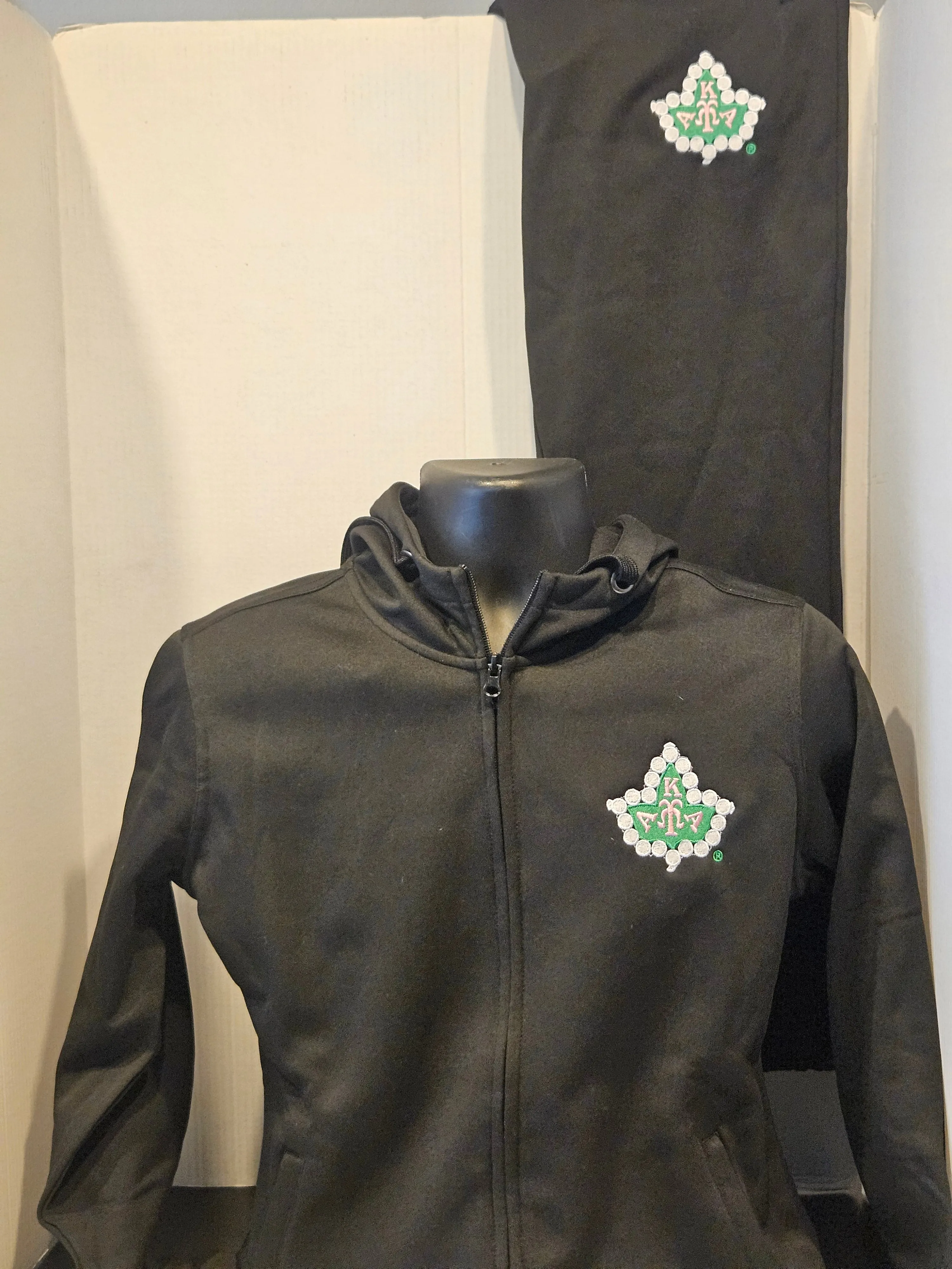 AKA Black Zipup Jacket(Ivy)