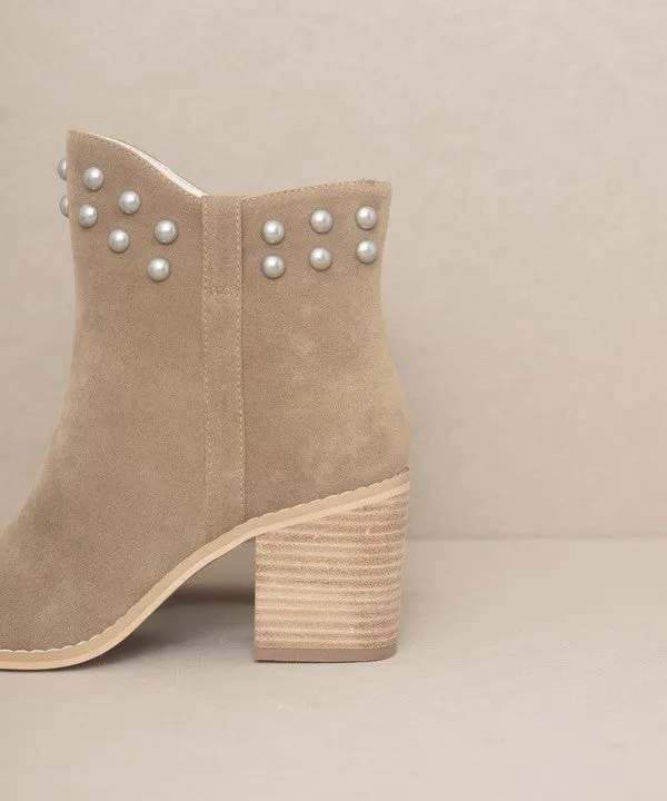 All American Pearl-like Studded Collar Booties