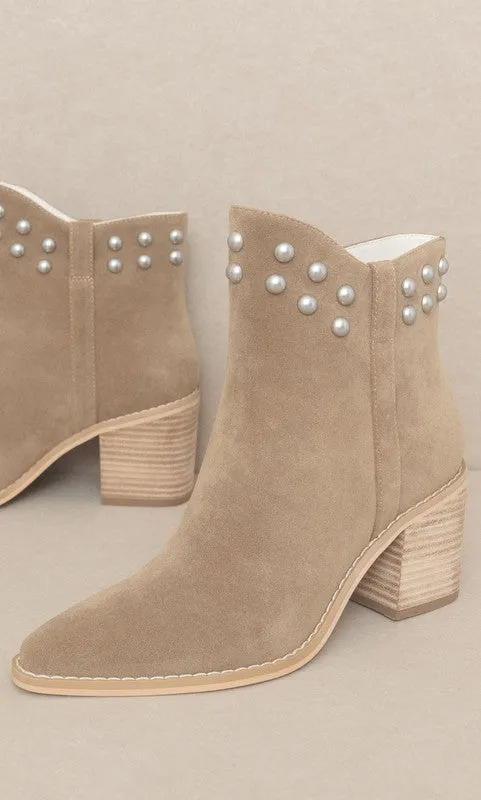 All American Pearl-like Studded Collar Booties