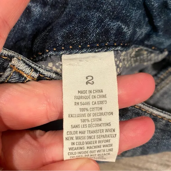 American Eagle Denim Shorts‎ size 2 low rise exposed pockets
