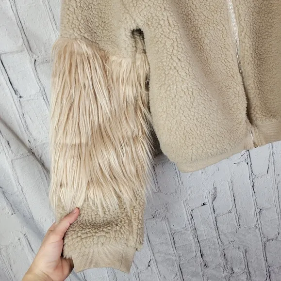 &amp;merci Beige Sherpa Fur Sleeves Zip Up Jacket Coat