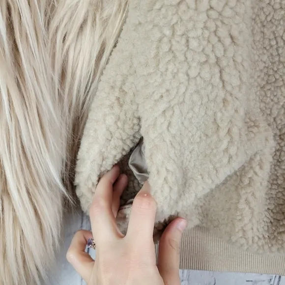 &amp;merci Beige Sherpa Fur Sleeves Zip Up Jacket Coat