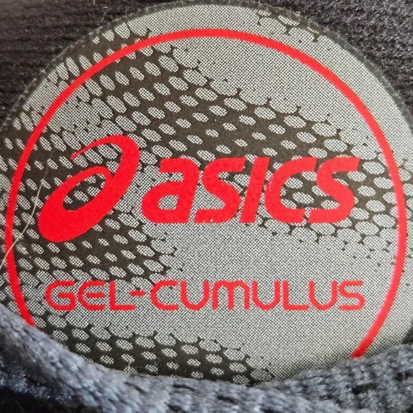 Asics Cumulus Running Shoe Size 11