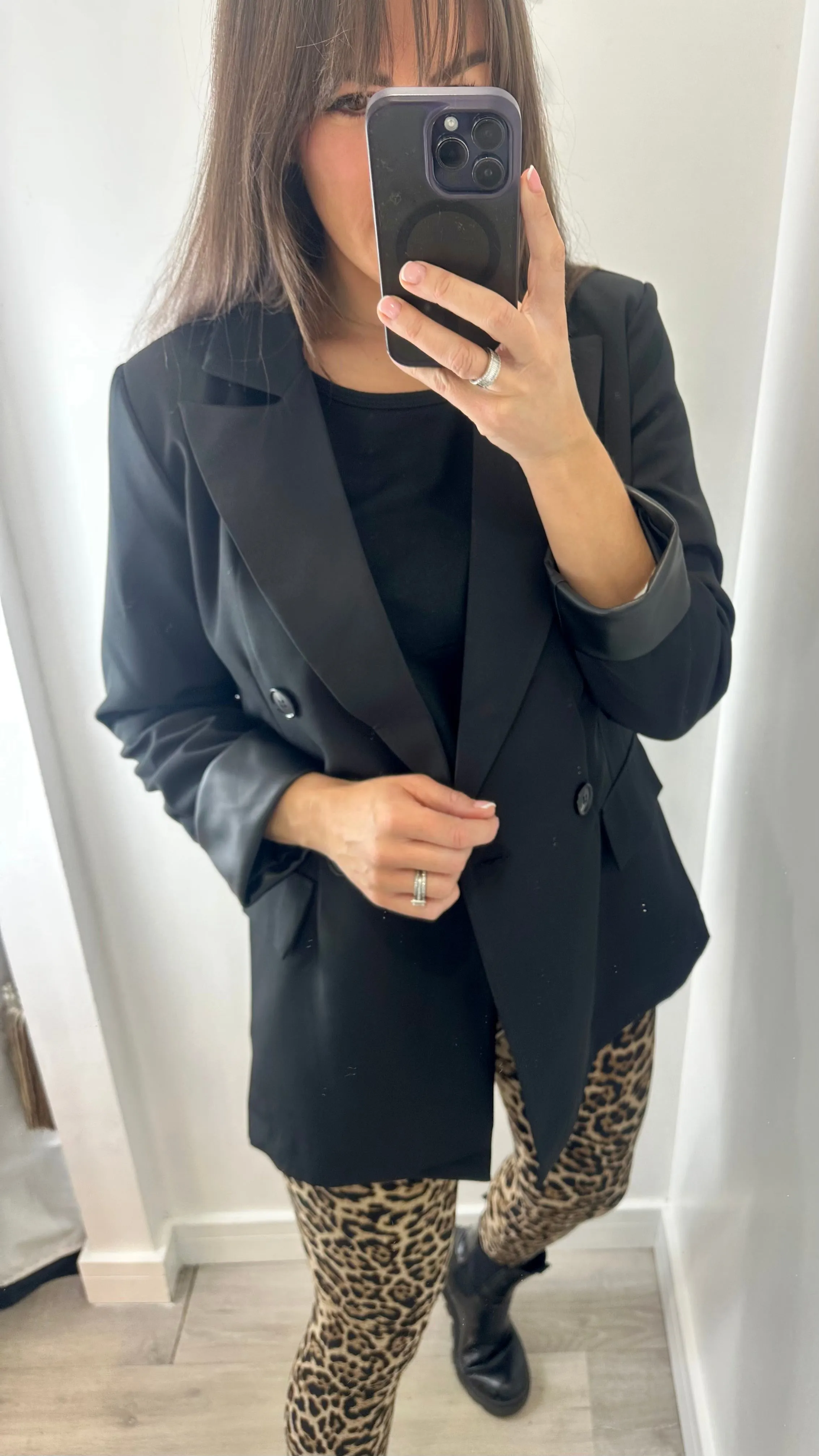 BLACK FAUX LEATHER CUFF BLAZER