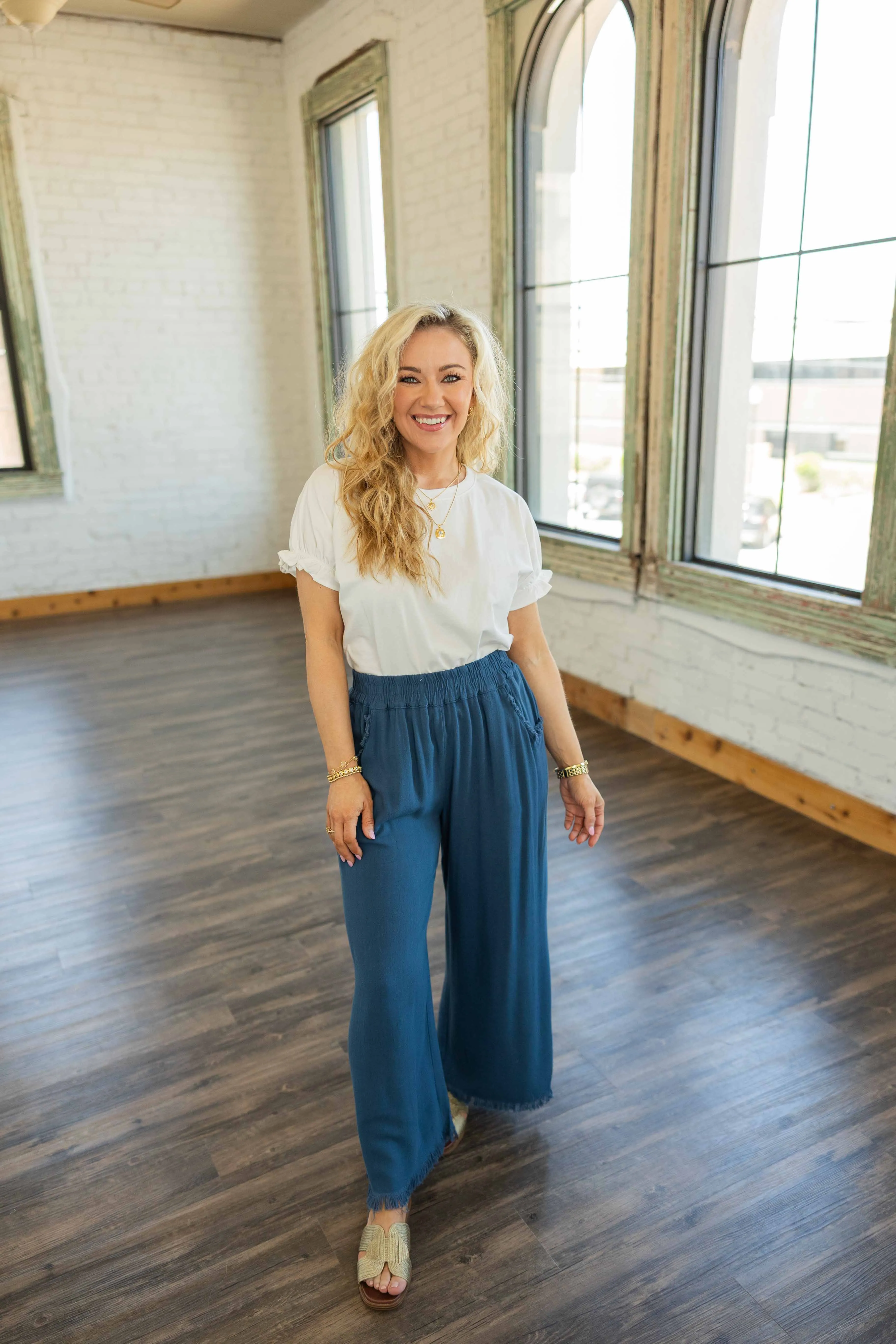 BRYNN LINEN BLEND CROPPED PANTS