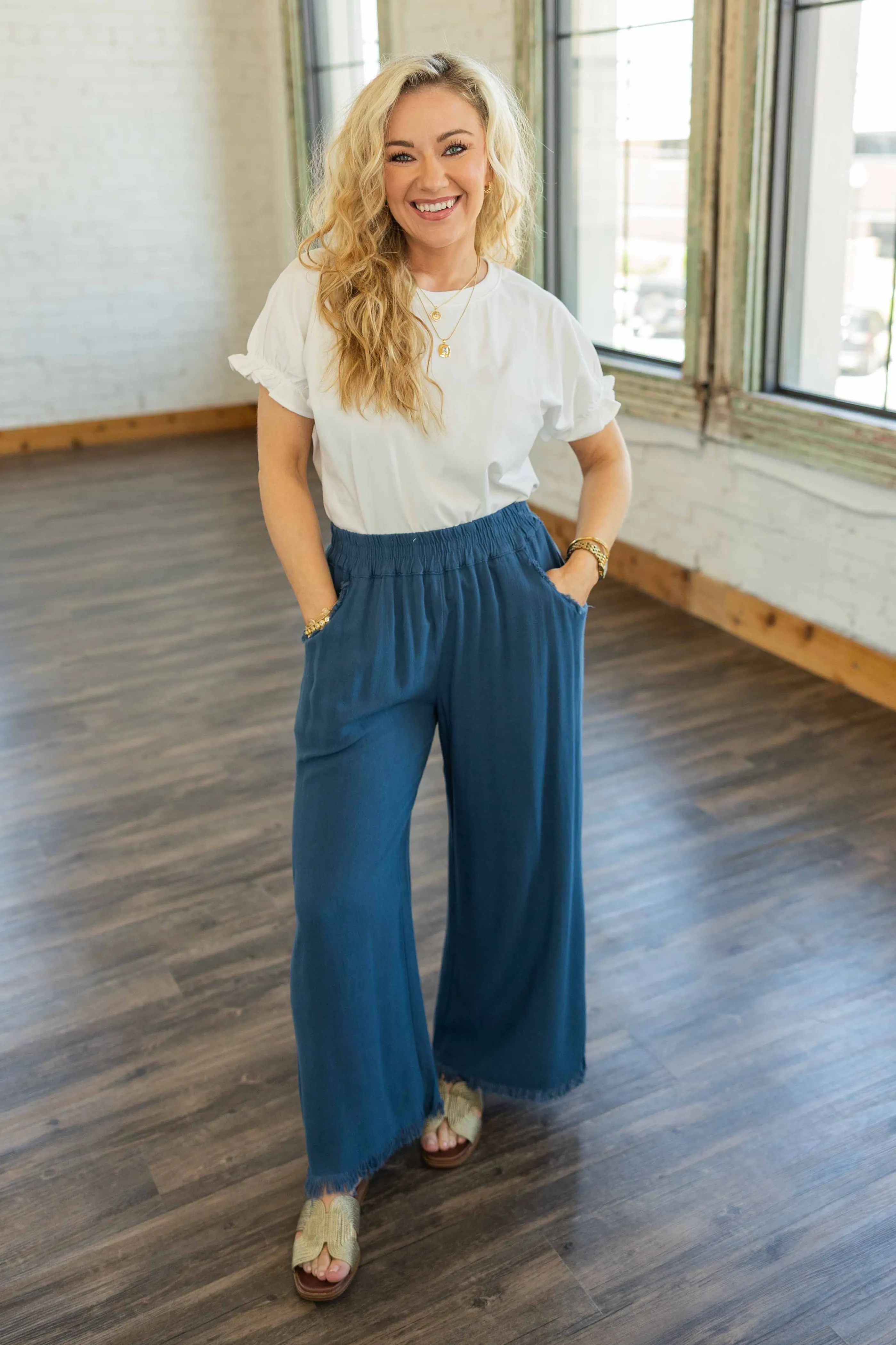 BRYNN LINEN BLEND CROPPED PANTS