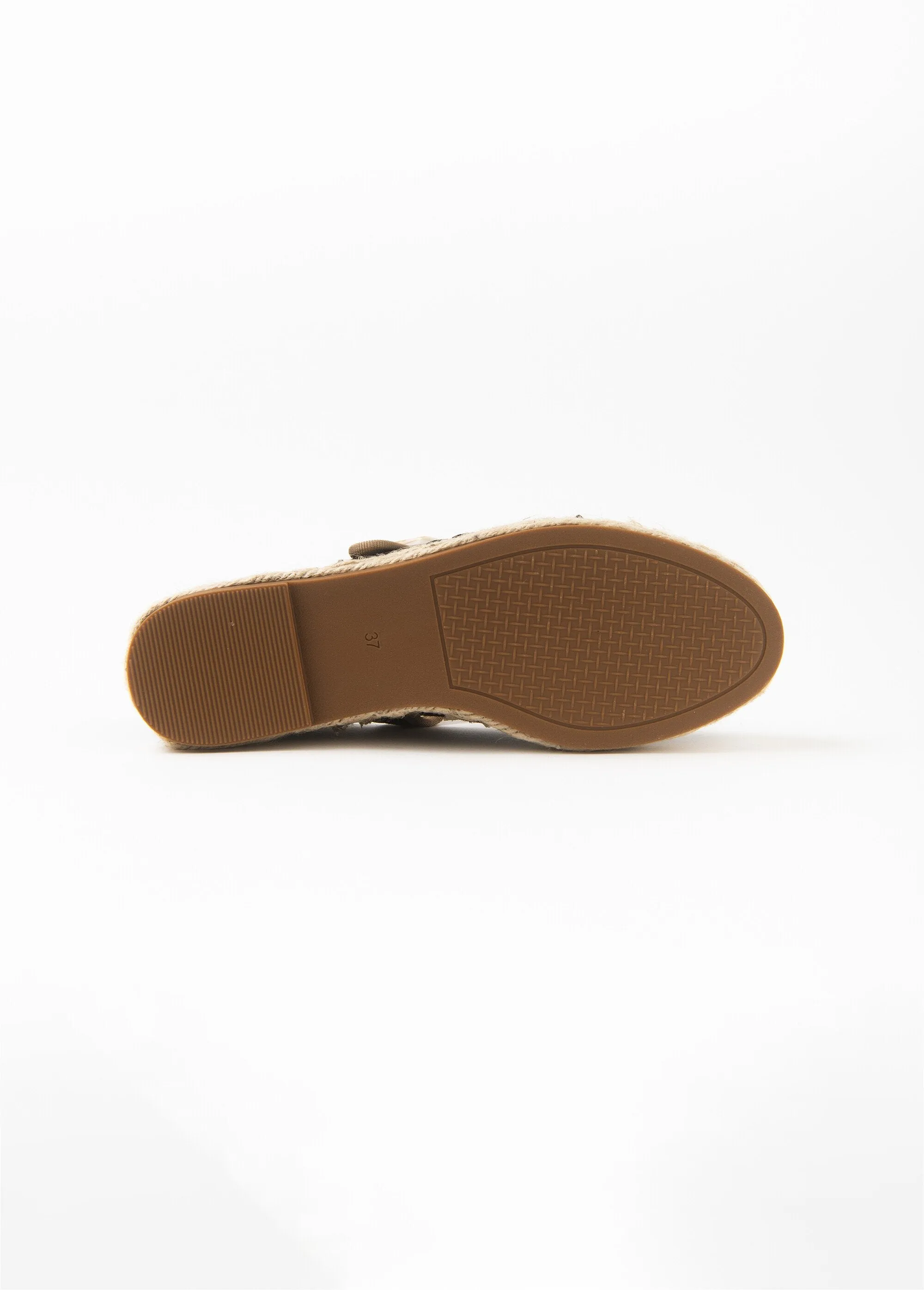 Buckle espadrilles with rope sole