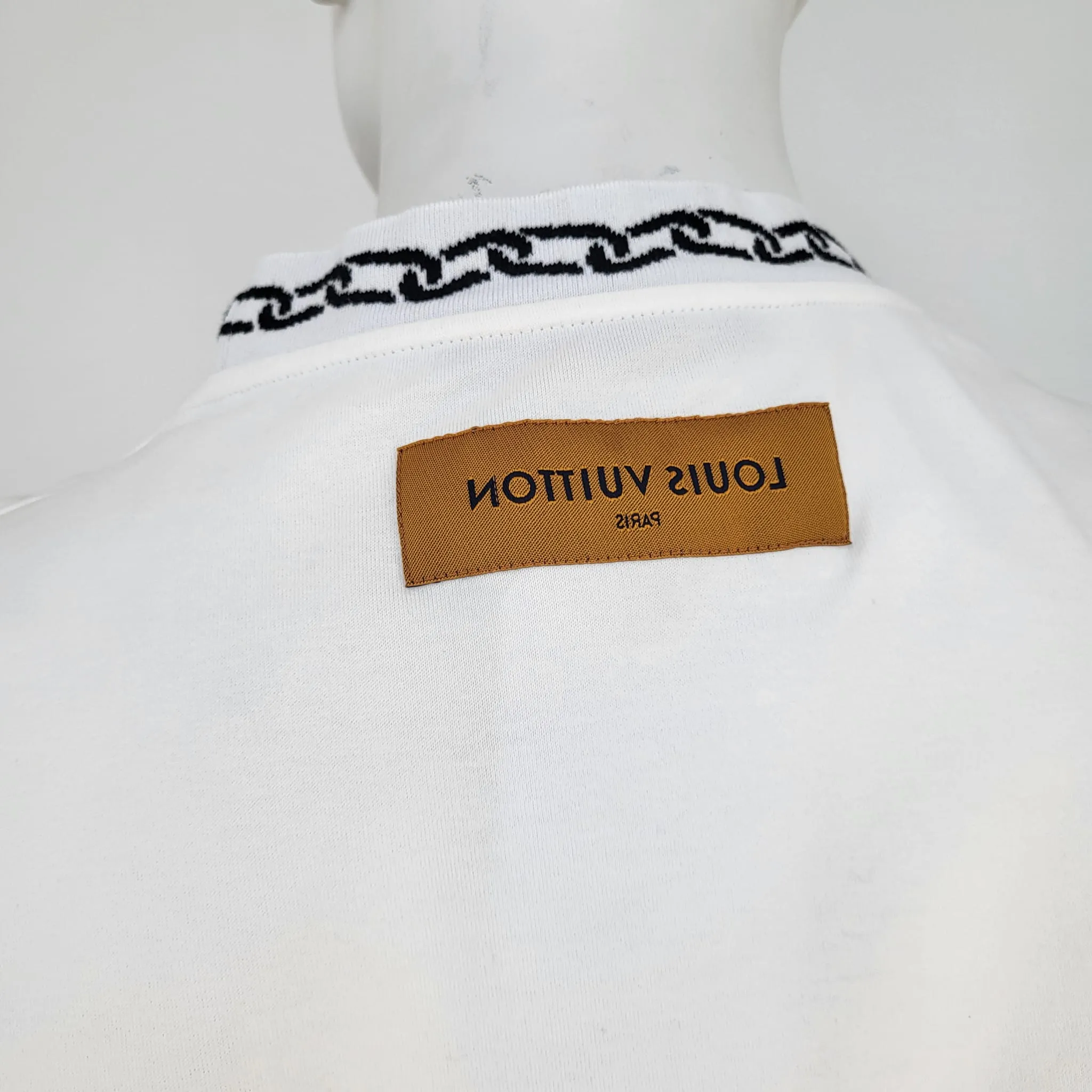 Chain Collar T-Shirt