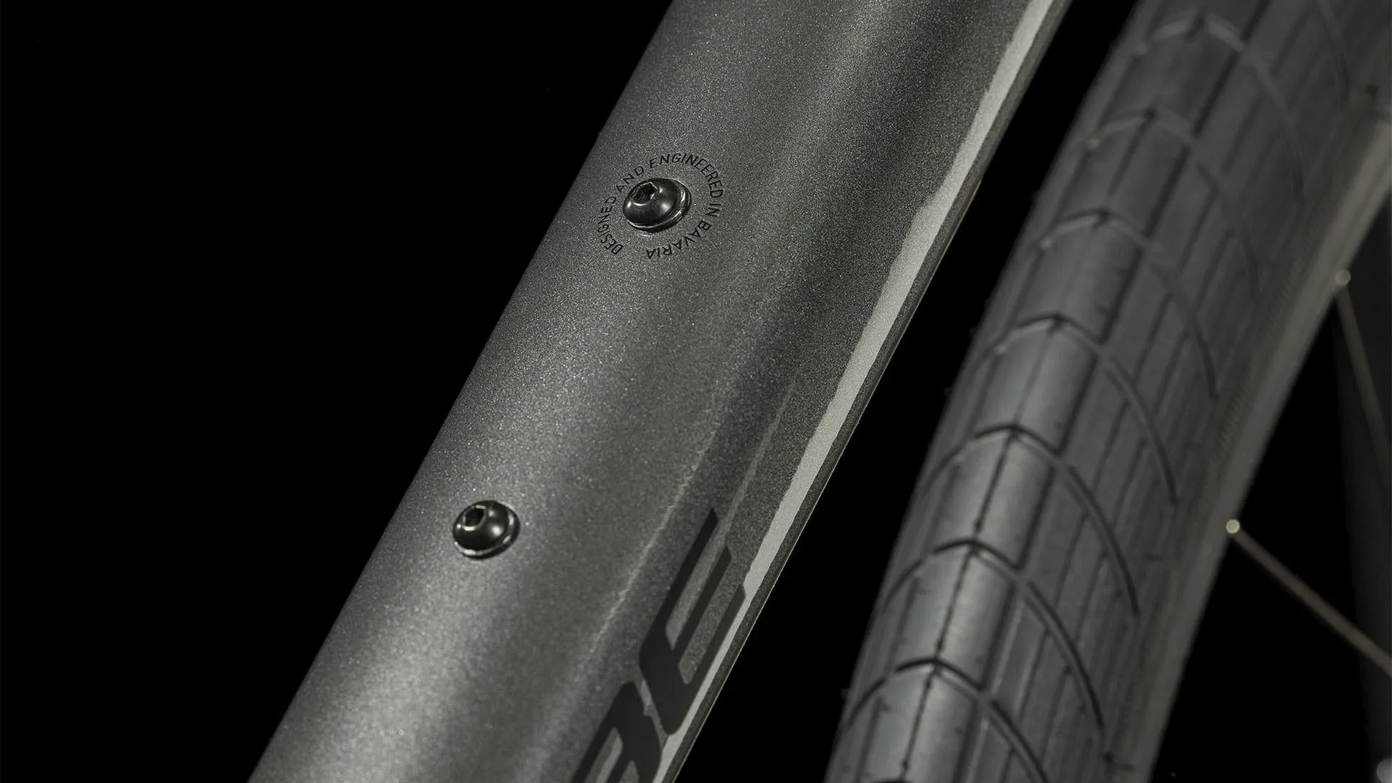 CUBE HYDE METALGREY/BLACK