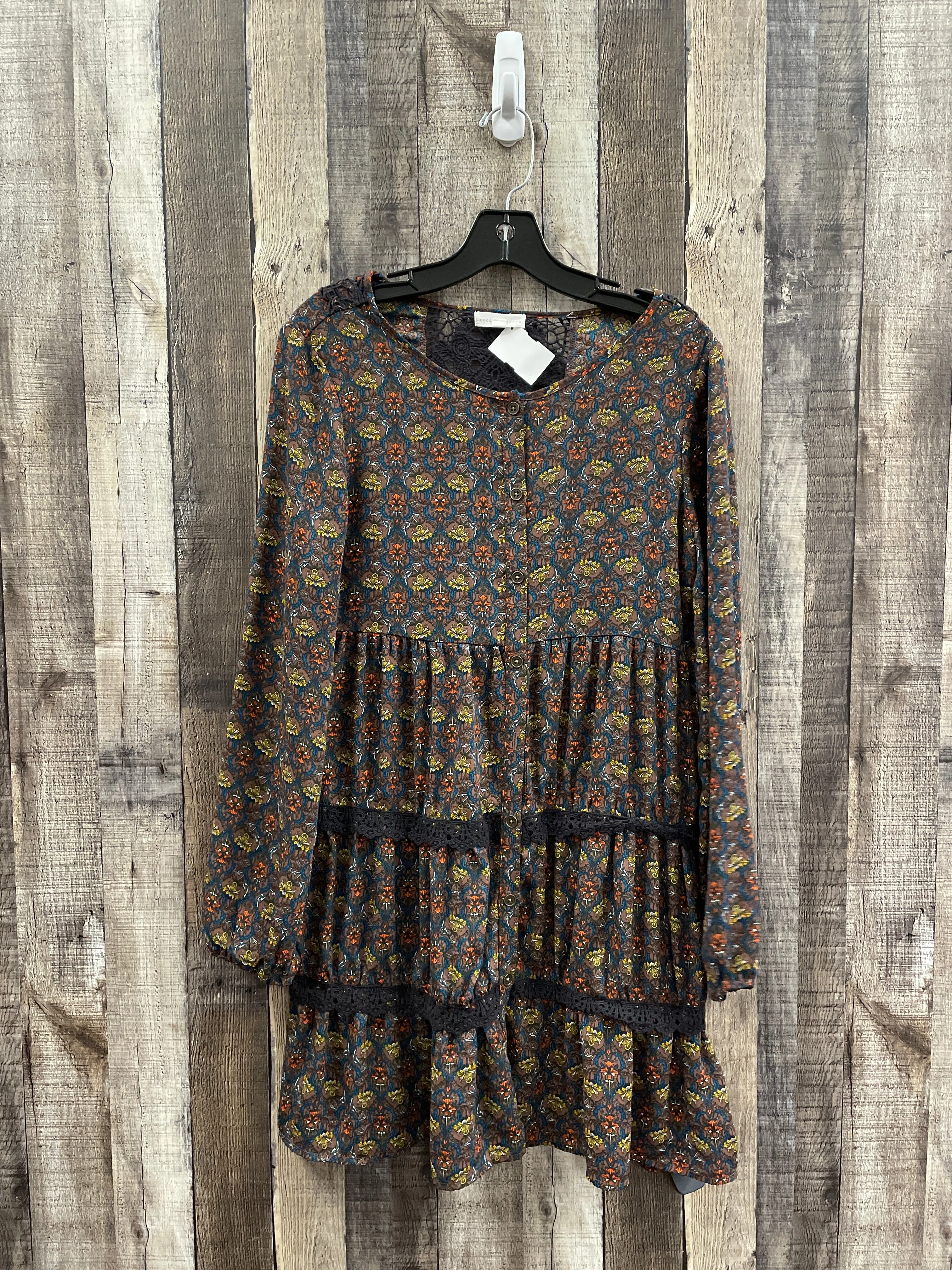 Dress Casual Short By Coco   Jaimeson In Multi-colored, Size: S