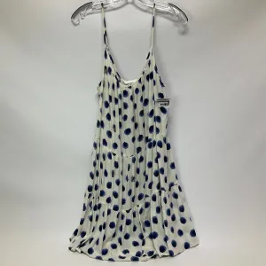 Dress Casual Short By H&m  Size: L