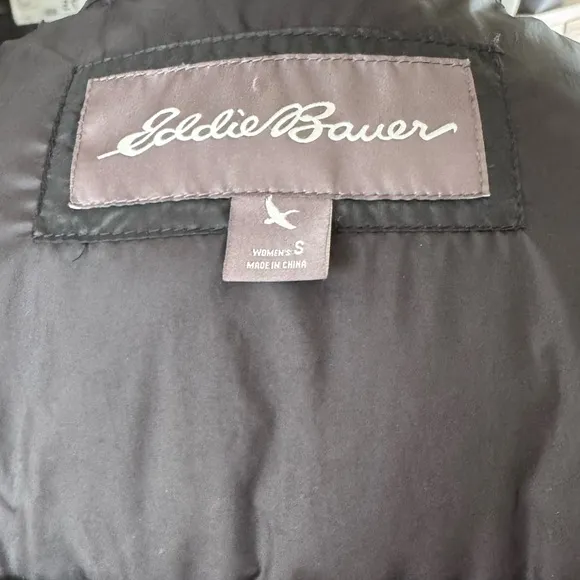 Eddie Bauer Packable Car Jacket Down Black in Sz. Small