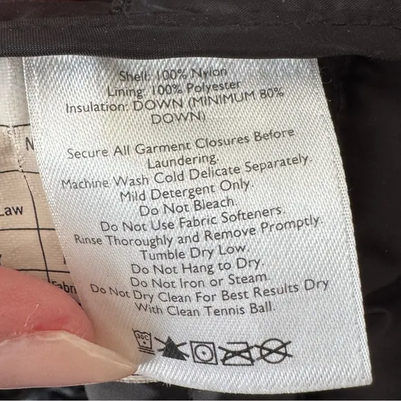 Eddie Bauer Packable Car Jacket Down Black in Sz. Small