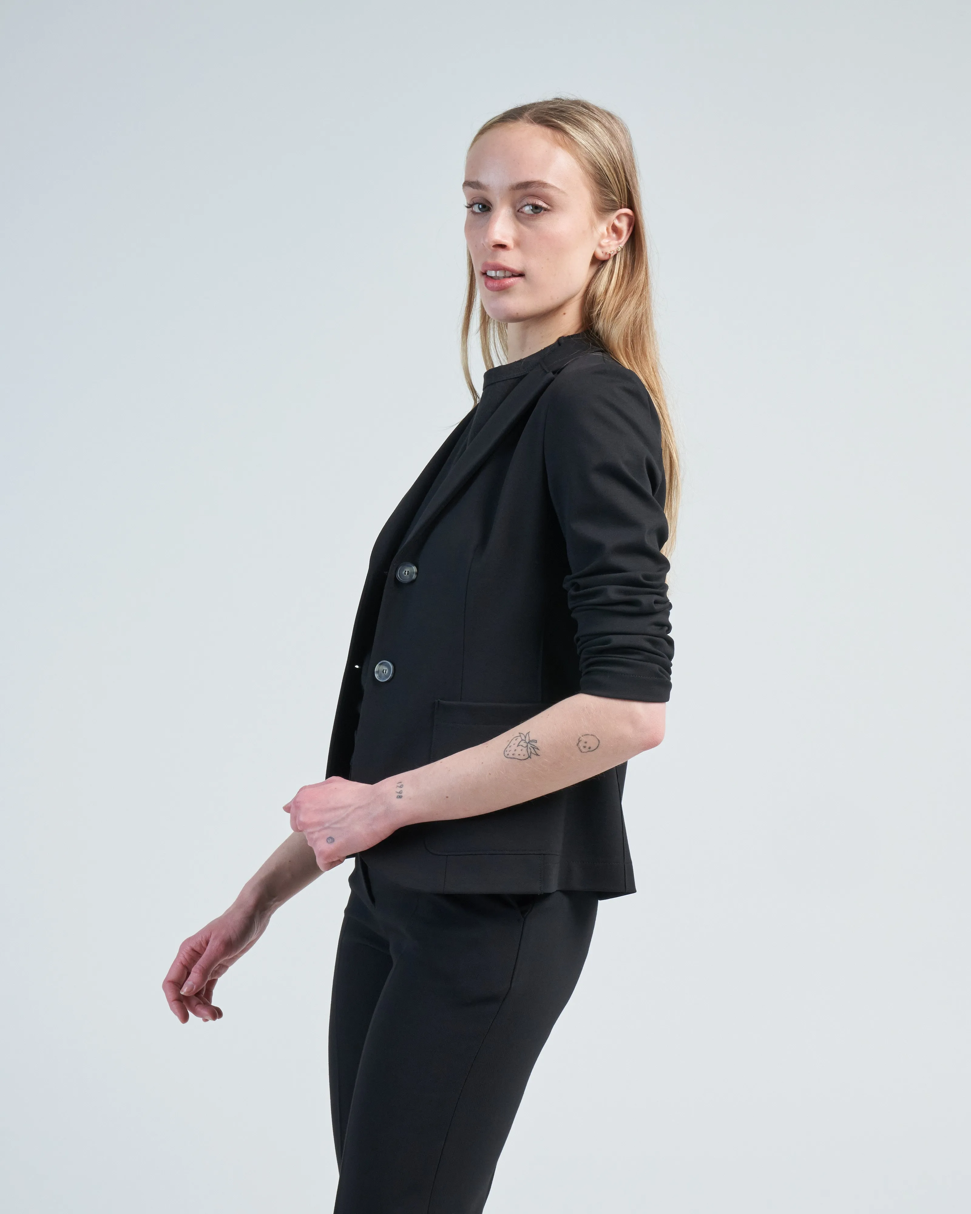 fitted blazer