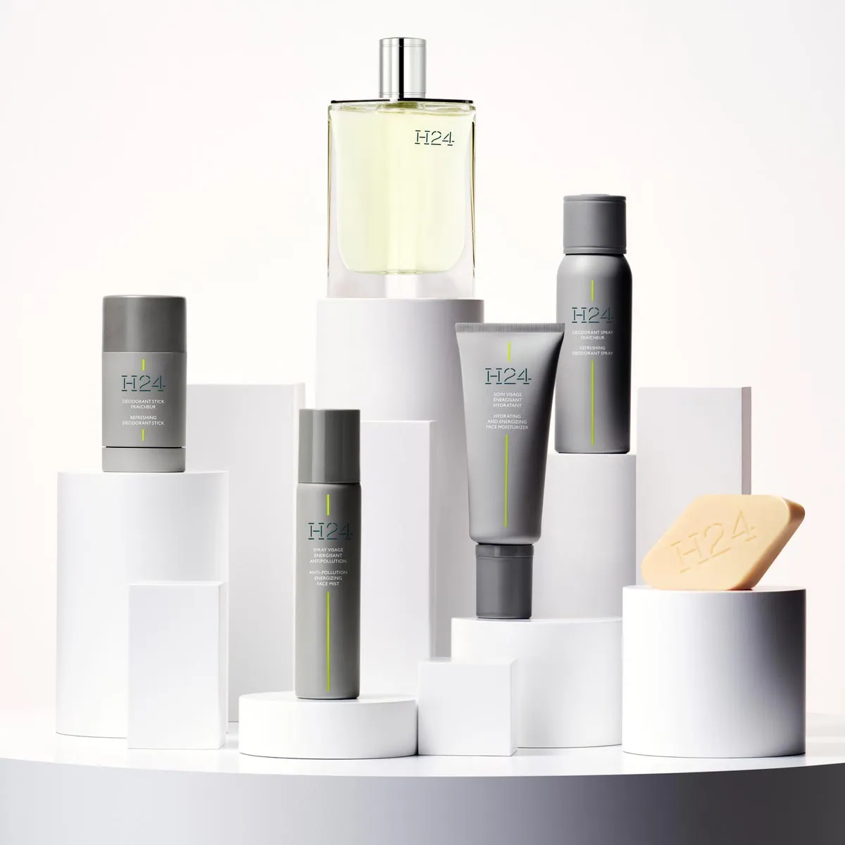 H24, energizing anti-pollution face spray
