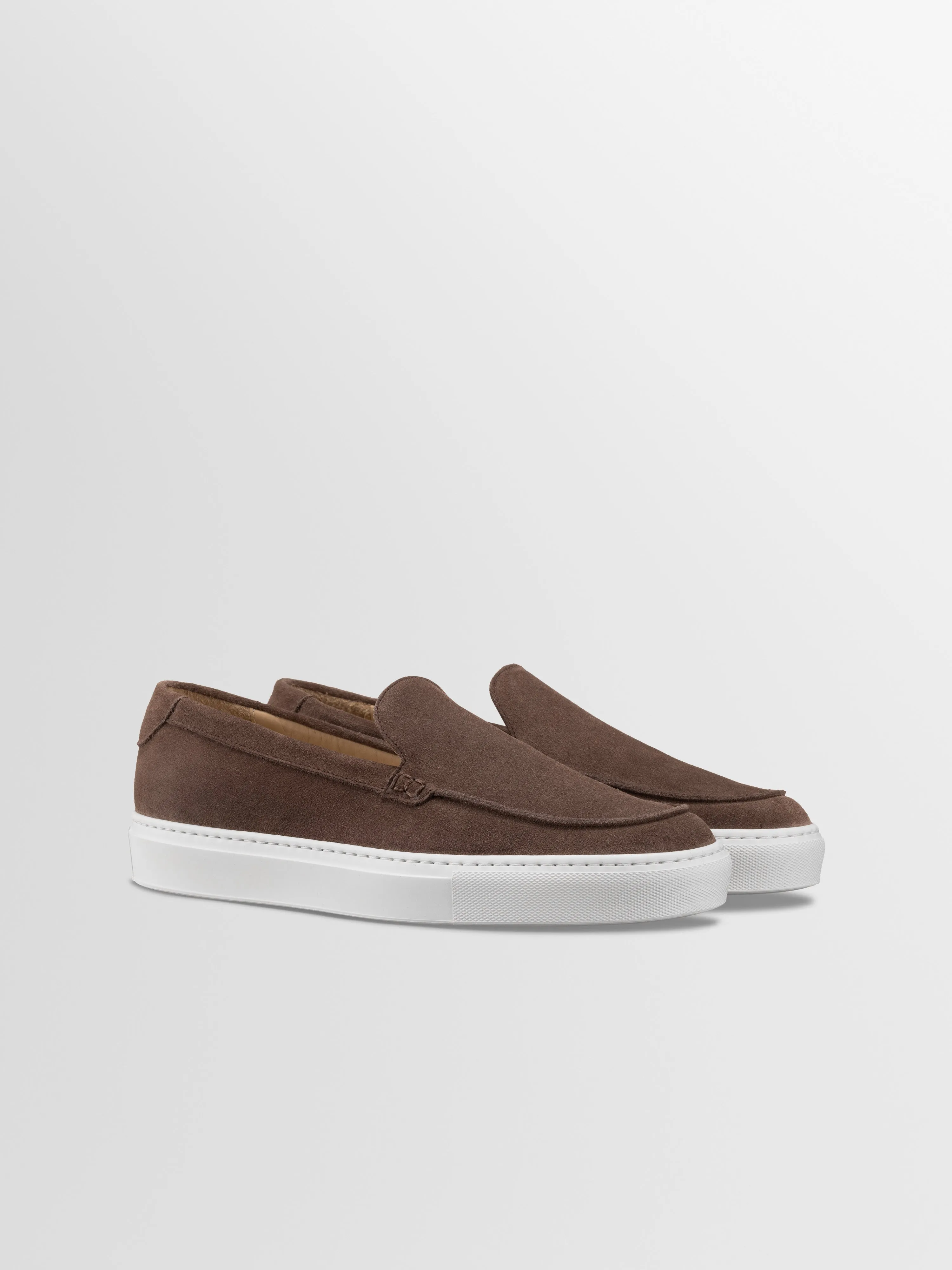 Lido in Walnut