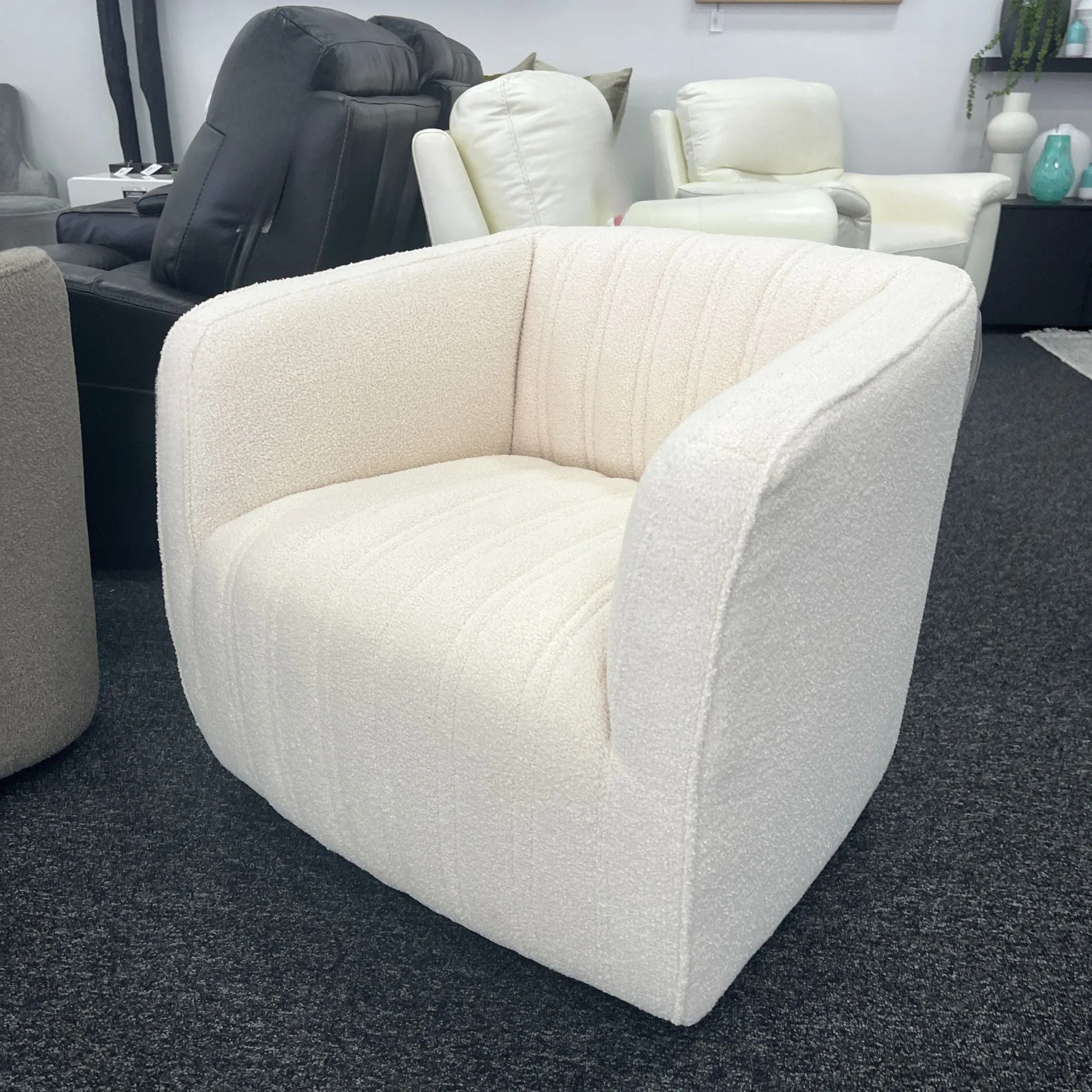 Marvy Fabric Swivel Chair - Urban Sofa - Malhalm Ivory Fabric