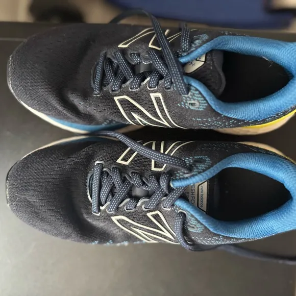 New Balance kids Fresh Foam 880 V11 Running Shoe