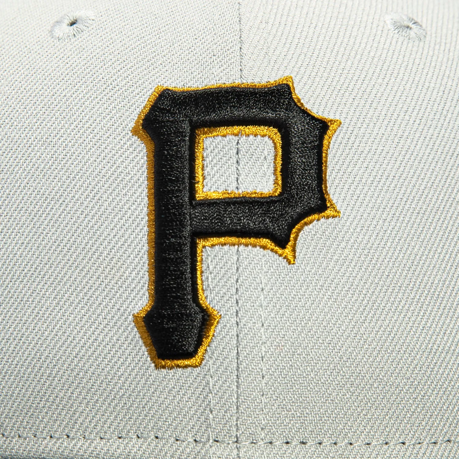 New Era 59Fifty Pittsburgh Pirates Roberto Clemente Patch Hat - Grey, Black