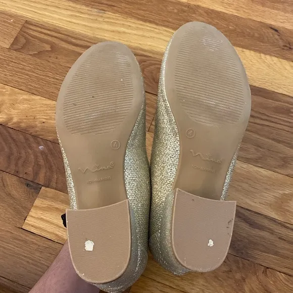 Nina Girls Gold Sparkling Heels Size 4