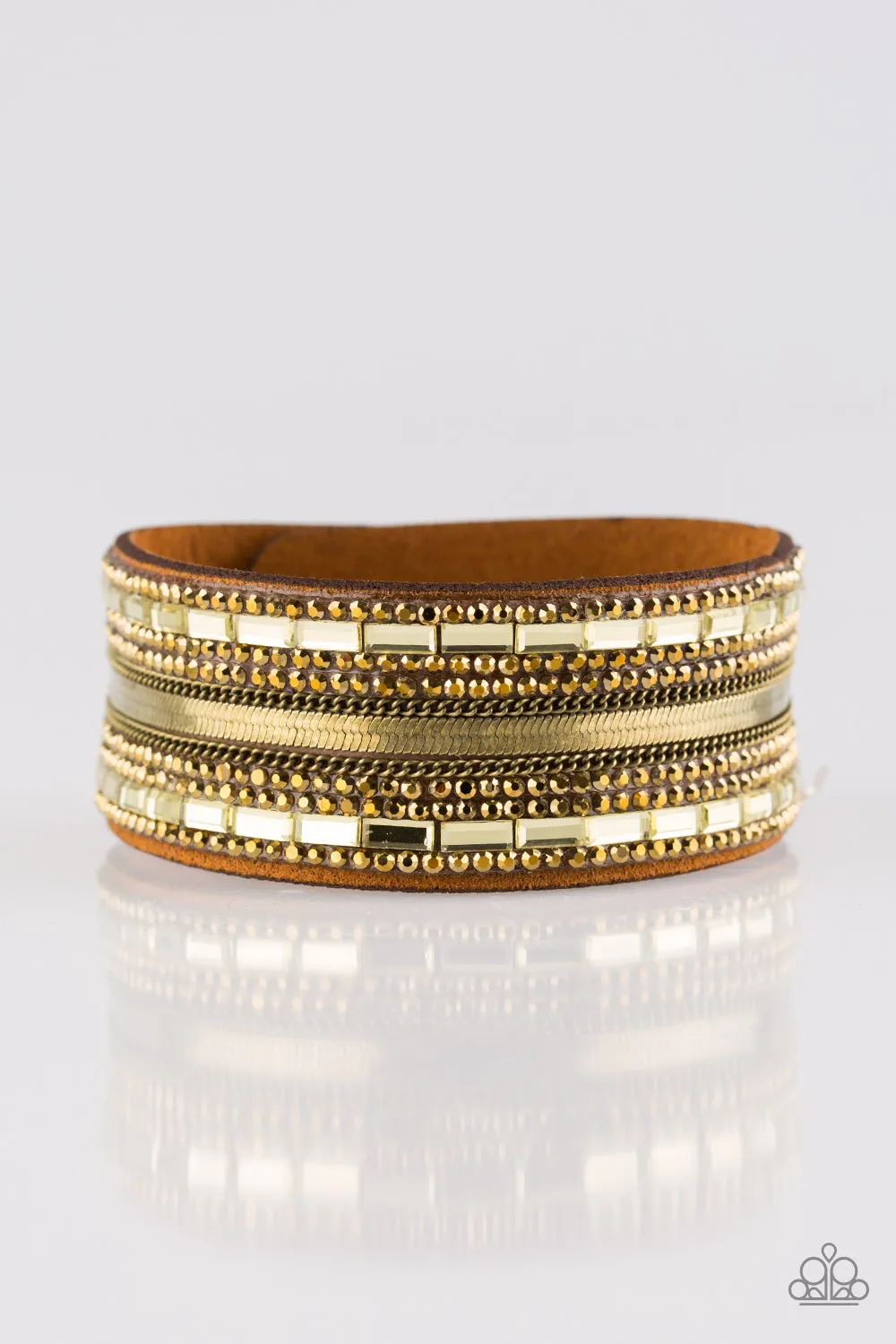 Paparazzi - Teasingly Tomboy - Brass Bracelet