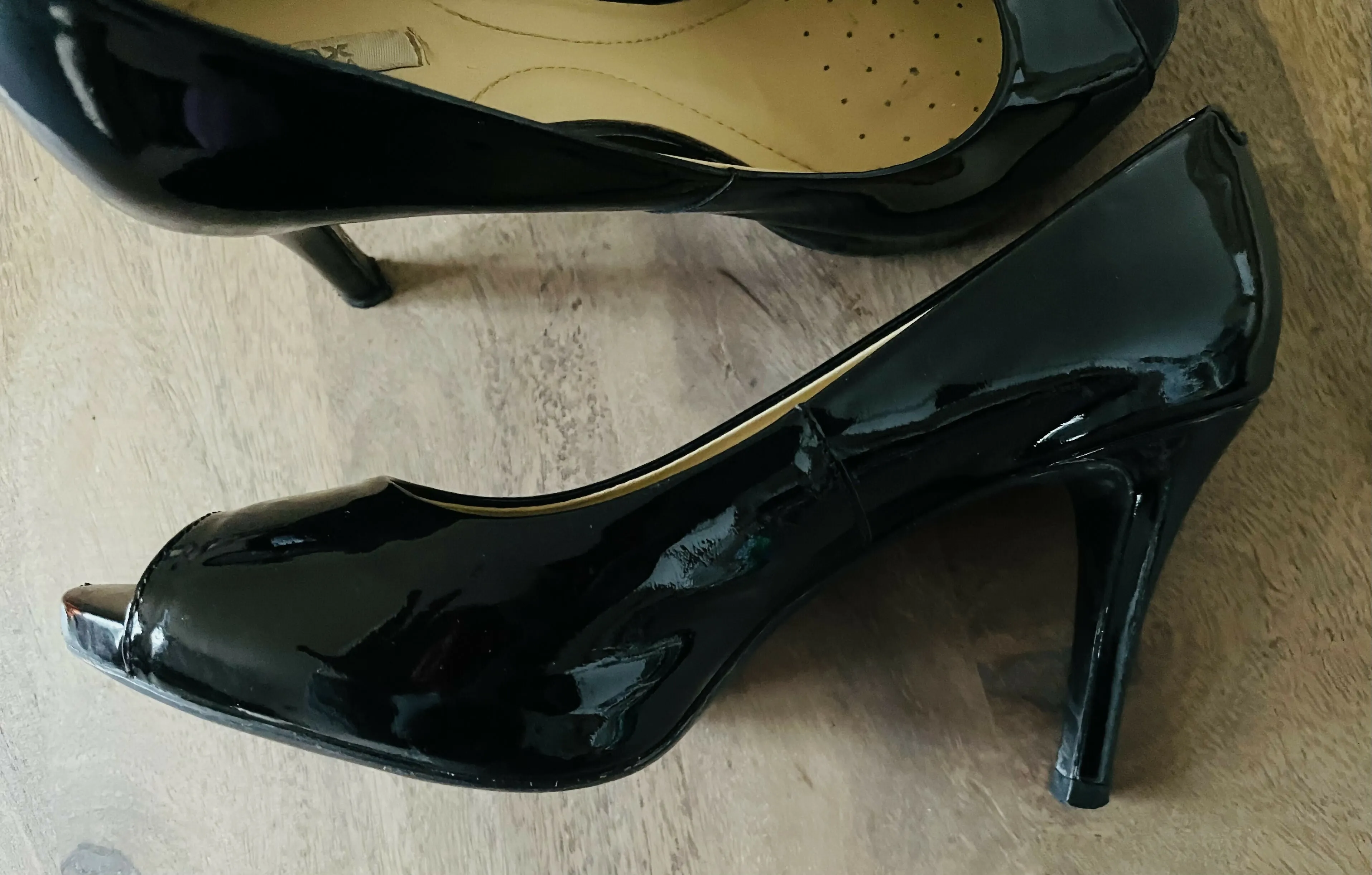 Pumps von GEOX Grösse 37 LEDER