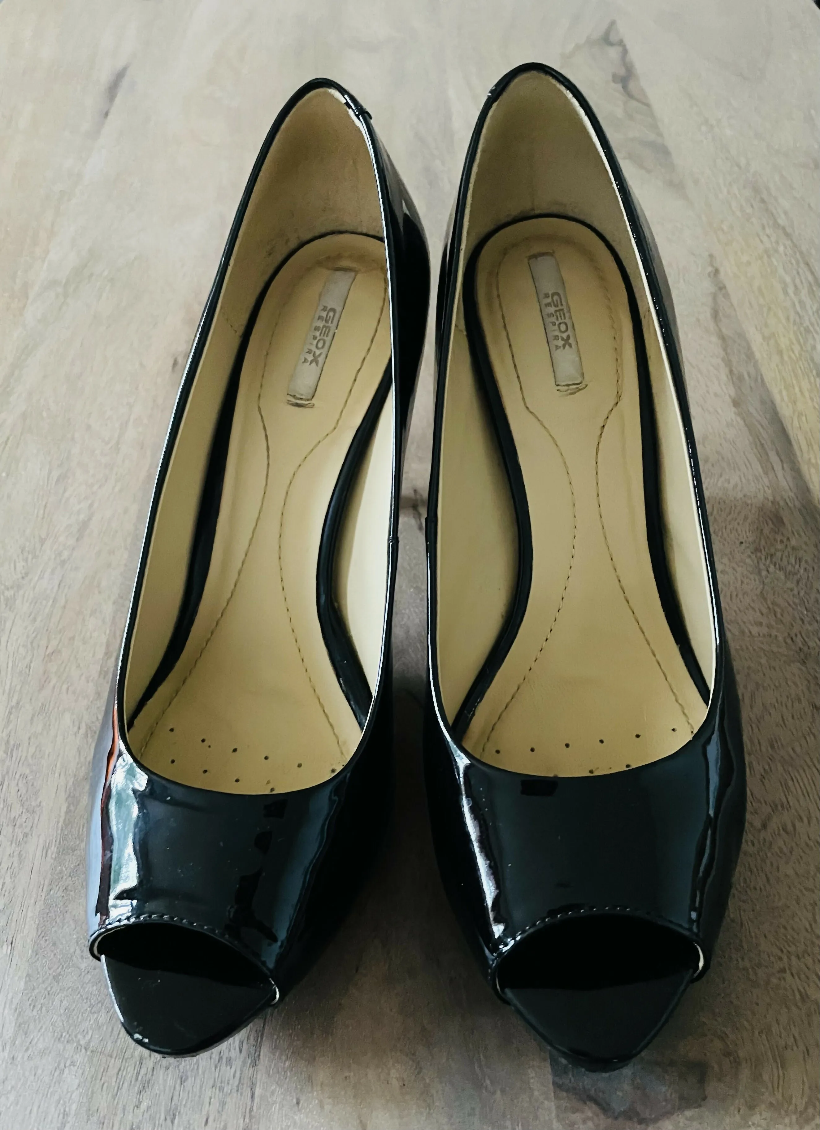 Pumps von GEOX Grösse 37 LEDER