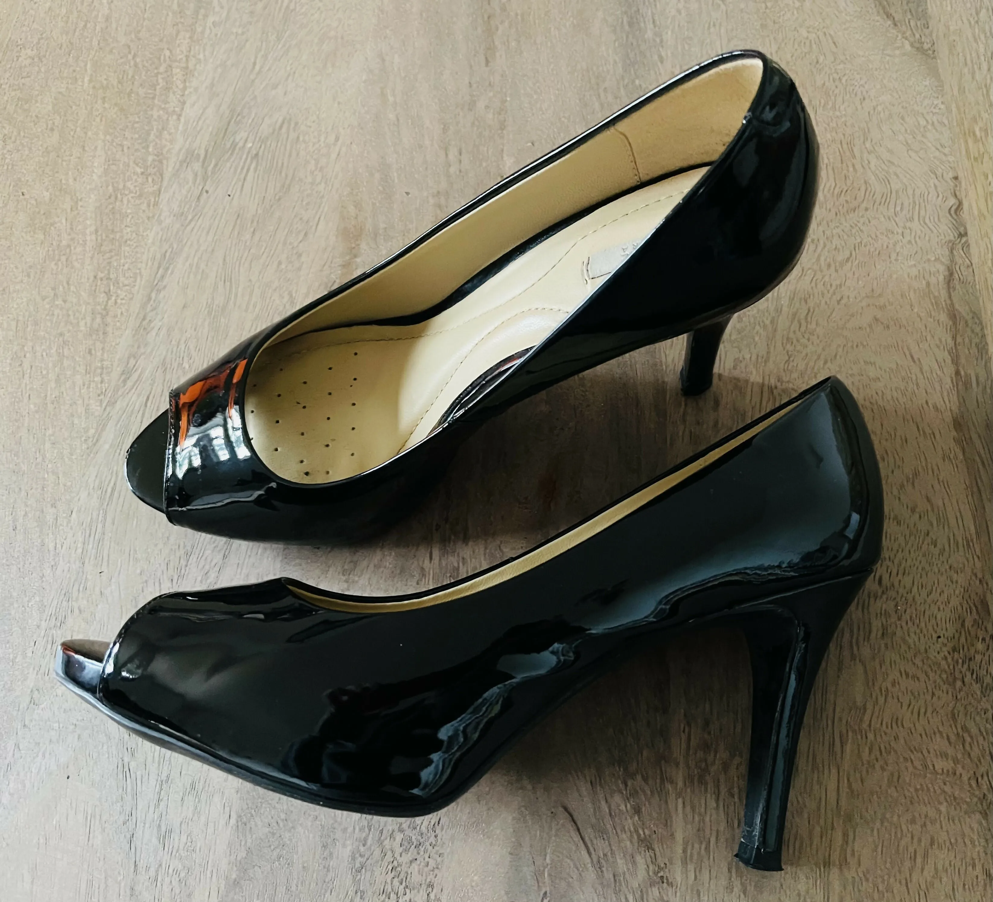 Pumps von GEOX Grösse 37 LEDER