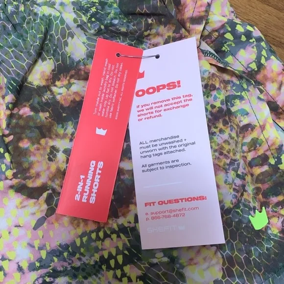 SheFit 2 in 1 Running Shorts Green Conquer and Print Size M NWT