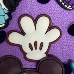 SHOE CHARMS - MICKEY’S GLOVE