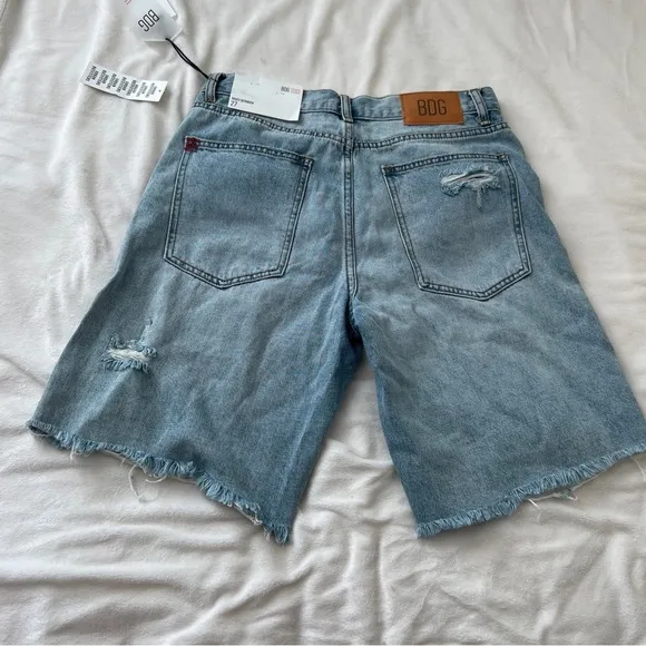 Urban Outfitters BDG baggy Bermuda short Size 27