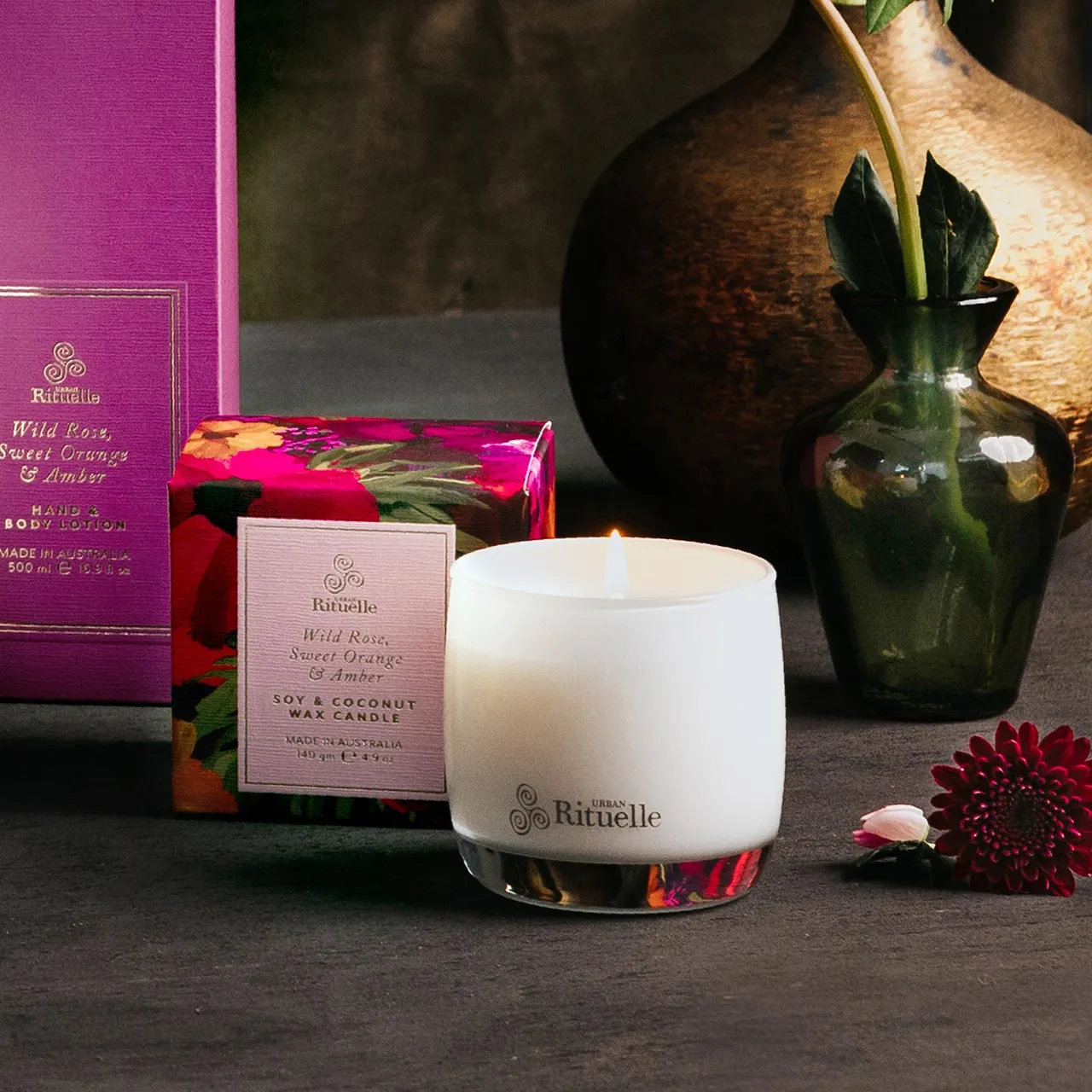 Urban Rituelle Botanica Wild Rose, Sweet Orange & Amber Scented Soy Candle | 140gm