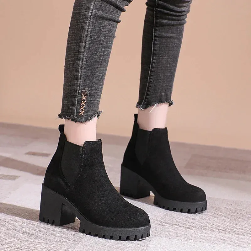 Urban Suede Chelsea Boots