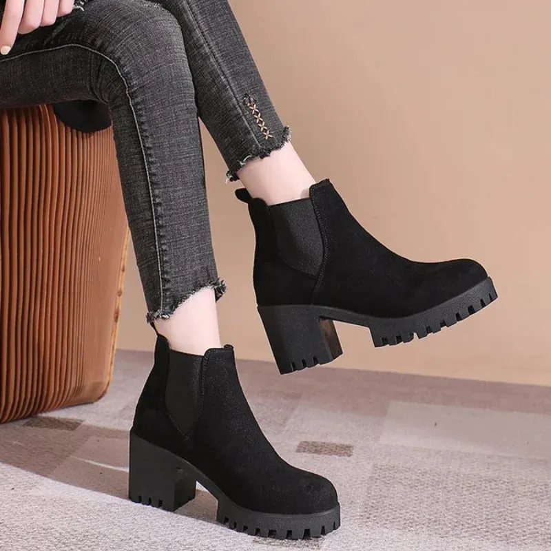 Urban Suede Chelsea Boots
