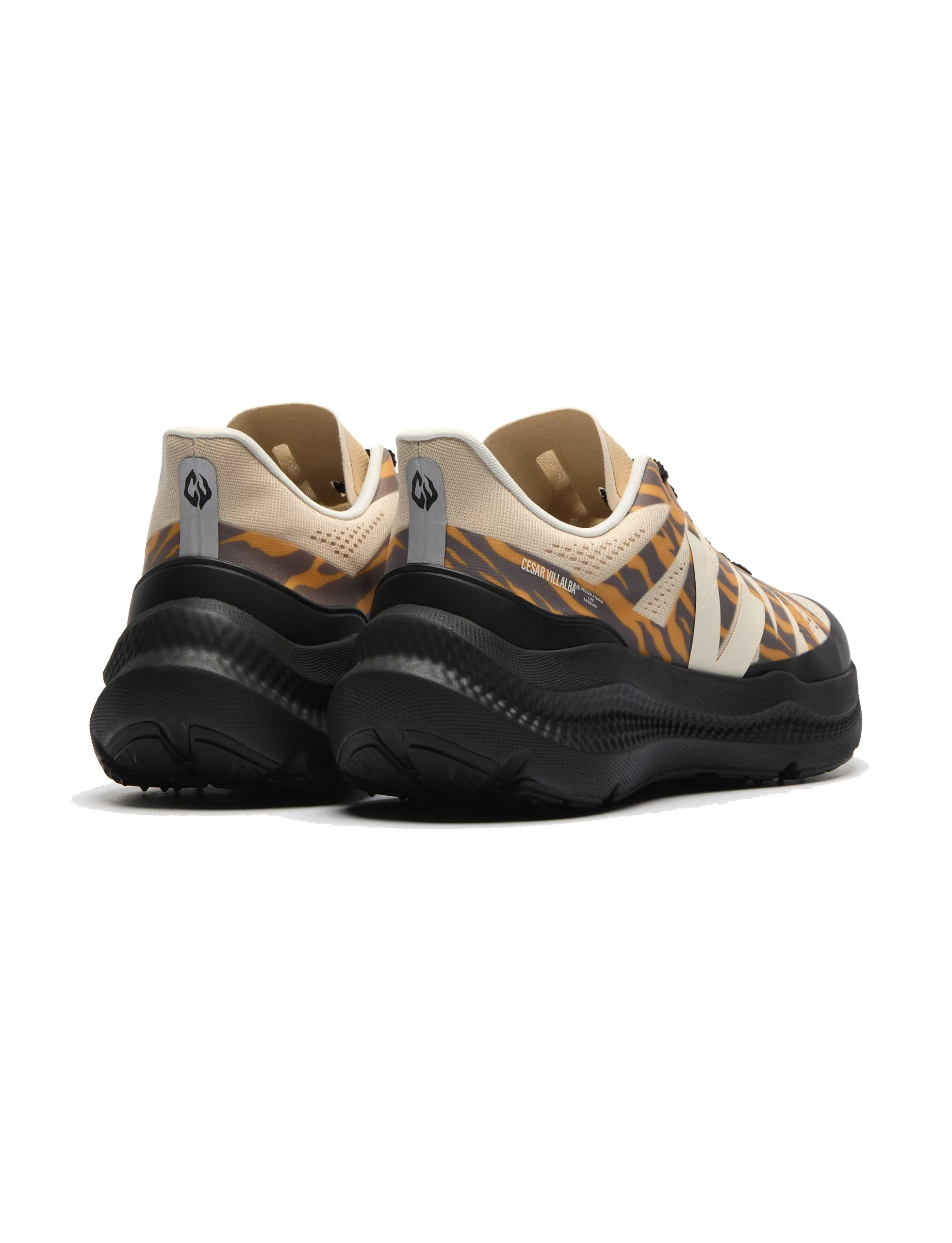 VEJA X CESAR VILLALBA CONDOR 3 ADVANCED AREIA CASHEW OURO