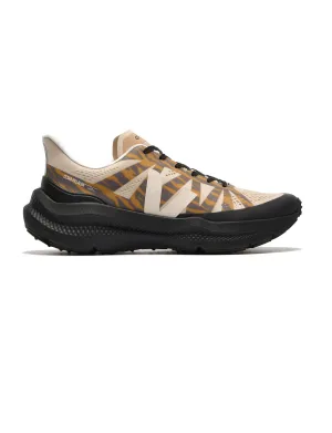 VEJA X CESAR VILLALBA CONDOR 3 ADVANCED AREIA CASHEW OURO