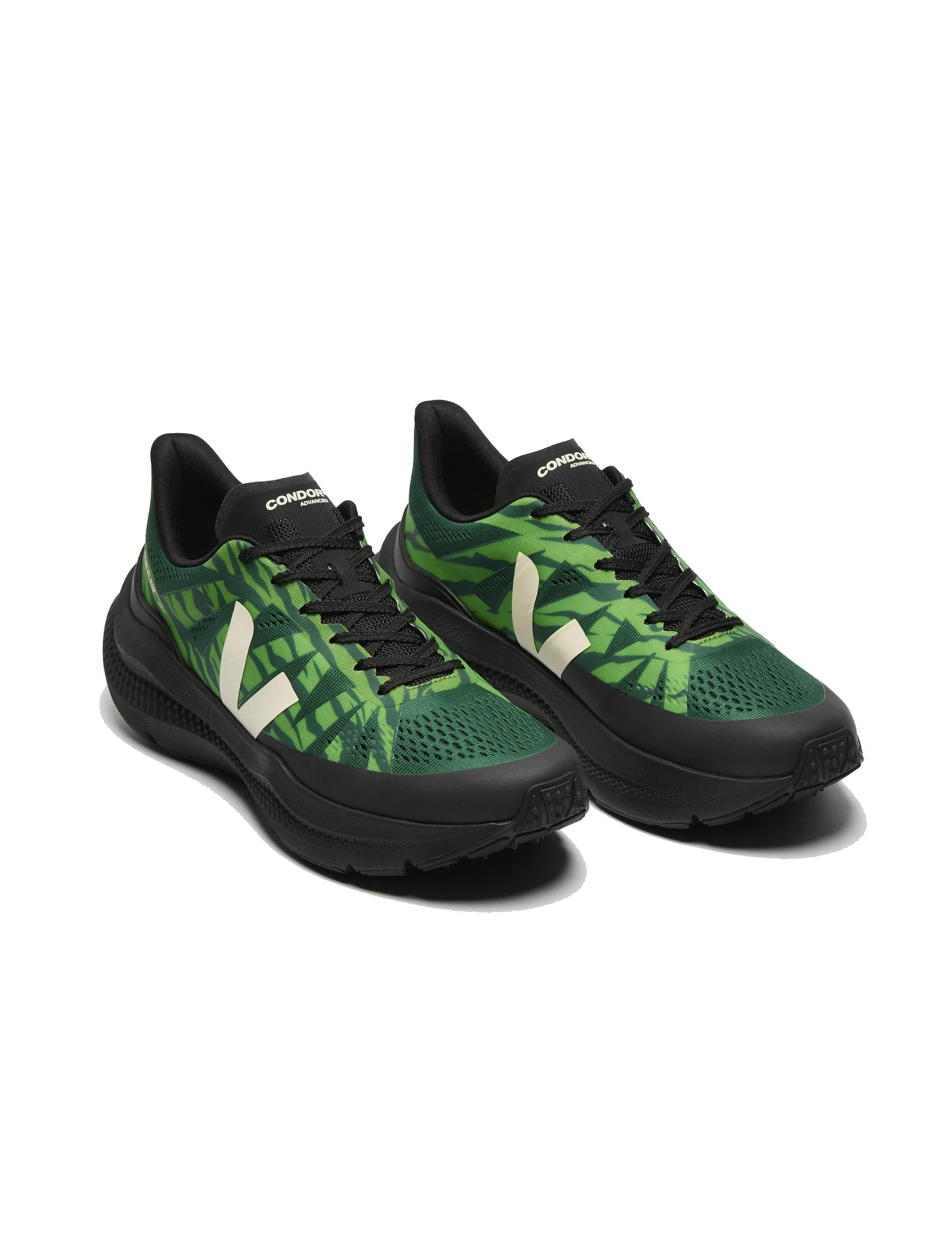 VEJA X CESAR VILLALBA CONDOR 3 ADVANCED POKER CASHEW ABSINTHE