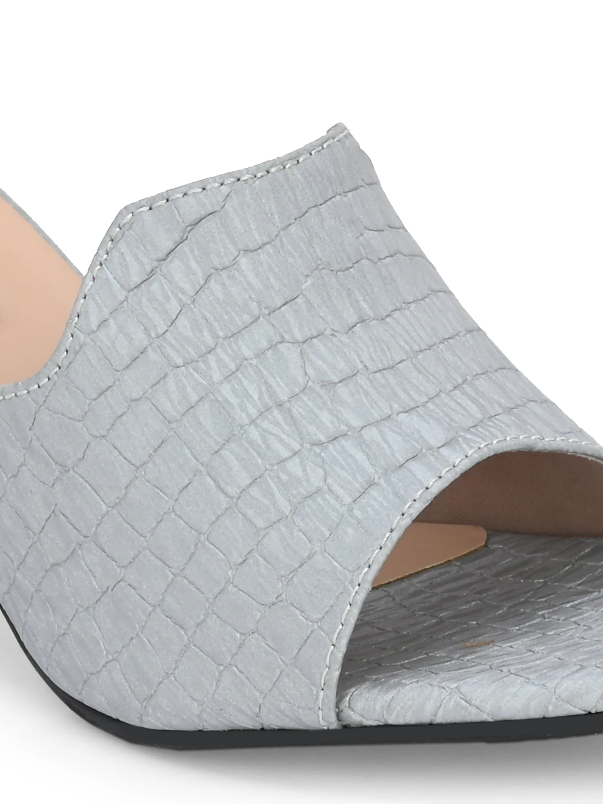 Women  Heels