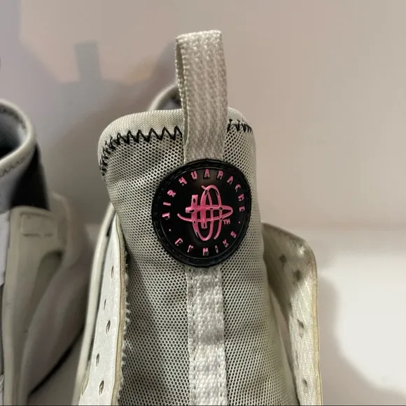 Women’s huarache running sneaker